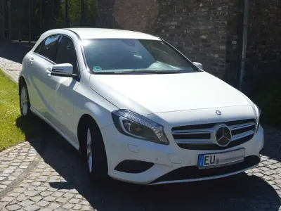 Gebraucht Mercedes A180 Edition 122 PS (89 kW) 2014 Weiß Limousine