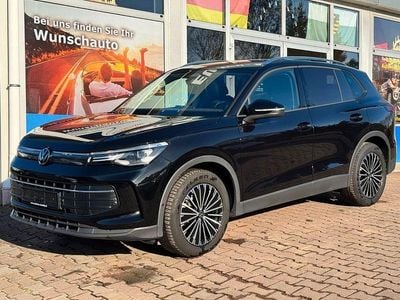 Schwarz Gebraucht 2024 VW Tiguan Life SUV | 31.800 € (Fairer Preis)