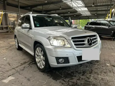 Używany Mercedes GLK320 224 KM (164 kW) 2008 Srebrny SUV
