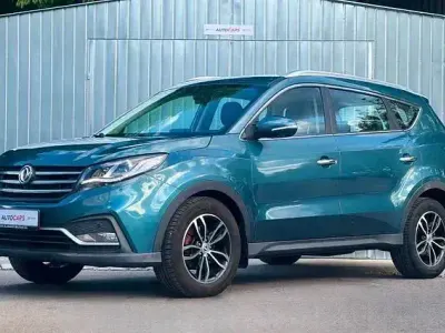 Gebraucht DFSK Fengon 2021 Blau Limousine