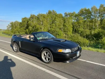 Gebraucht Ford Mustang GT 264 PS (194 kW) 2004 Schwarz Cabrio