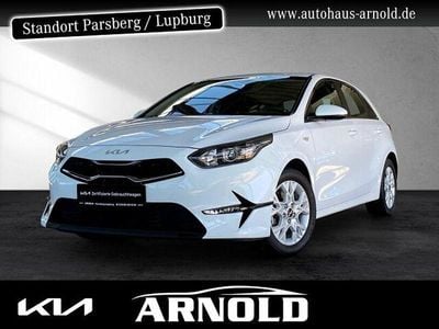 Andere Gebraucht 2024 Kia Ceed Comfort Kleinwagen | 20.949 € (Guter Preis)