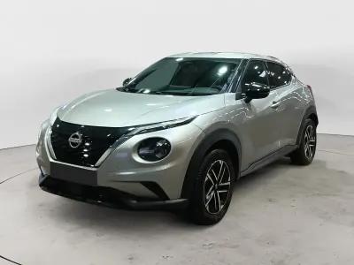 Gebraucht Nissan Juke N-Connecta 94 PS (69 kW) 2025 Grau (gris perle) SUV