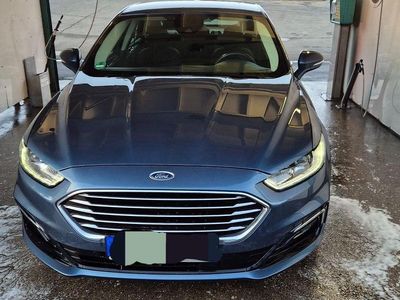 Gebraucht Ford Mondeo Titanium 150 PS (110 kW) 2020 Blau Limousine