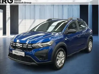 Brugt Dacia Sandero Essentiel 101 HK (74 kW) 2024 Blå Sedan