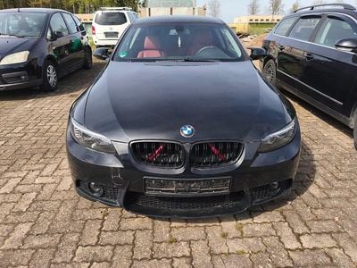 Gebraucht BMW 325 Sport Line 218 PS (160 kW) 2007 Schwarz Coupé