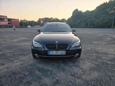 BMW 525