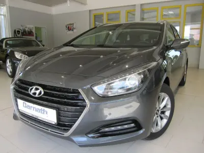 Gebraucht Hyundai i40 Trend 141 PS (103 kW) 2016 Grau Kombi