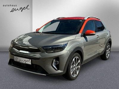 Second-hand Kia Stonic Platinum Edition 120 CP (88 kW) 2023 Verde SUV