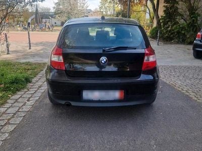 Usata BMW 116 105 CV (77 kW) 2006 Nero Utilitaria