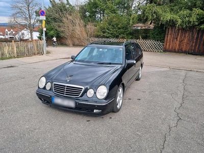 Gebraucht Mercedes E430 Avantgarde 279 PS (205 kW) 2002 Schwarz Limousine