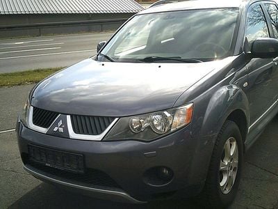 Gebraucht Mitsubishi Outlander Intense 170 PS (125 kW) 2009 Grau SUV