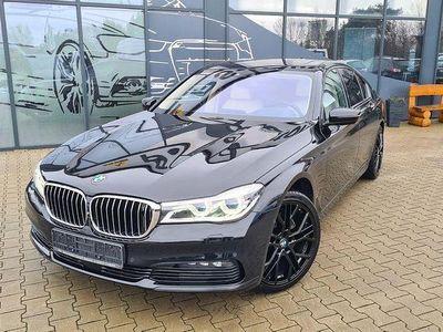 Gebraucht BMW 740 Sport Line 320 PS (235 kW) 2016 Schwarz Limousine