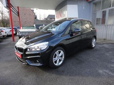 Schwarz Gebraucht 2016 BMW 218 Active Tourer Van / Kleinbus | 12.900 € (Fairer Preis)