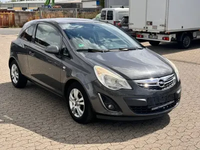Gebraucht Opel Corsa Satellite 87 PS (63 kW) 2011 Grau Kleinwagen