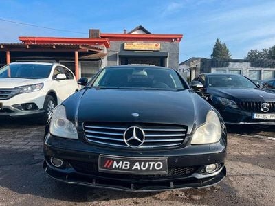 Rot Gebraucht 2007 Mercedes CLS350 Limousine | 4.900 €