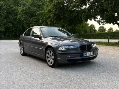 Gebraucht BMW 320 170 PS (125 kW) 2001 Grau Limousine