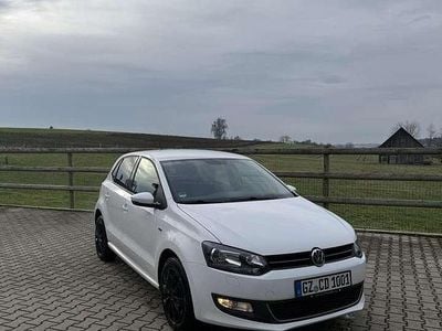 Weiß Gebraucht 2013 VW Polo Life Kleinwagen | 8.500 € (Fairer Preis)