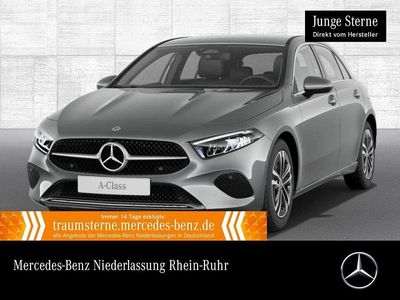 Grau Gebraucht 2023 Mercedes A250 Advanced Limousine | 26.890 € (Fairer Preis)