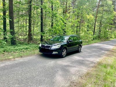 Gebraucht Skoda Octavia 105 PS (77 kW) 2013 Schwarz Kombi