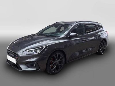 Grau Gebraucht 2021 Ford Focus ST Kombi | 27.430 € (Fairer Preis)