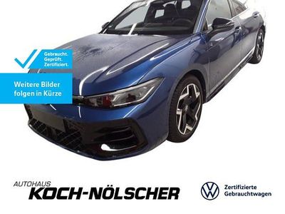 Second-hand VW Passat R-line 266 CP (195 kW) 2025 Albastru Break