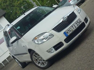 Gebraucht Skoda Roomster 105 PS (77 kW) 2008 Weiß Van / Kleinbus