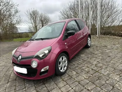 Używany Renault Twingo Initiale Paris 75 KM (55 kW) 2014 Hatchback