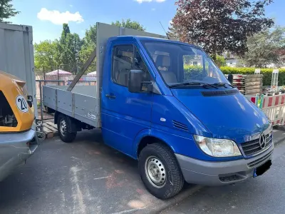 Używany Mercedes Sprinter 122 KM (89 kW) 2004 Niebieski