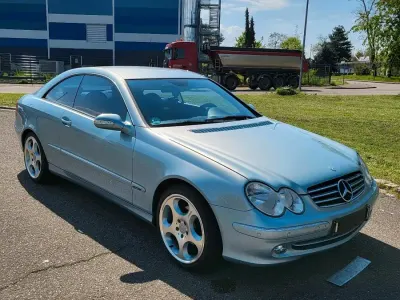 Second-hand Mercedes SLK200 Avantgarde 165 CP (121 kW) 2003 Albastru Cabrio