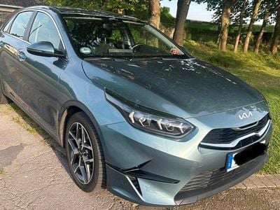 Gebraucht Kia Ceed Spirit 160 PS (117 kW) 2022 Kleinwagen