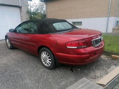 Begagnad Chrysler Sebring Cabriolet 203 HK (149 kW) 2003 Röd Cab
