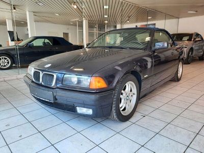 Gebraucht BMW 318 Cabriolet 116 PS (85 kW) 1996 Blau Cabrio