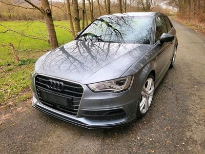 gebraucht Audi A3 8V 2.0 TDI S-line LED Leder TÜV neu Scheckheft 1a Zustand