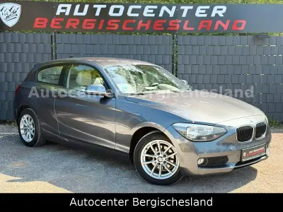 Gebraucht BMW 116 Advantage 136 PS (100 kW) 2012 Grau Kleinwagen