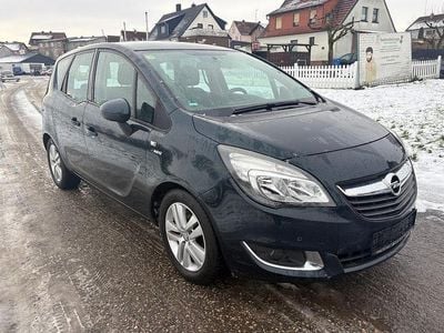 Usado Opel Meriva Style 110 HP (80 kW) 2015 Verde Monovolume