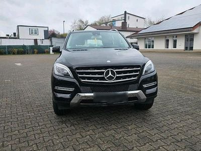 Gebraucht Mercedes ML250 204 PS (150 kW) 2013 Schwarz SUV
