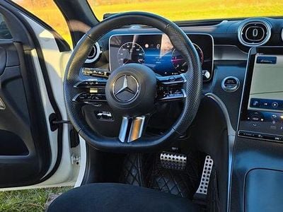 Gebraucht Mercedes GLC220 197 PS (144 kW) 2023 Weiß SUV