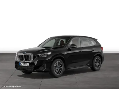 Brugt BMW iX1 M Sport 225 kW (306 HK) 2025 Sort SUV