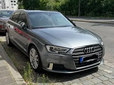 Gebraucht Audi A3 116 PS (85 kW) 2017 Schwarz Limousine