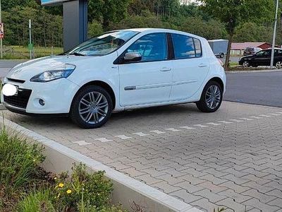 Gebraucht Renault Clio IV Expression 103 PS (75 kW) 2012 Weiß Limousine