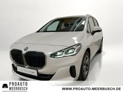Gebraucht BMW 218 Active Tourer Performance 136 PS (100 kW) 2024 Weiß Van / Kleinbus