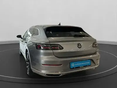 Gebraucht VW Arteon Elegance 200 PS (147 kW) 2021 Silber Kombi