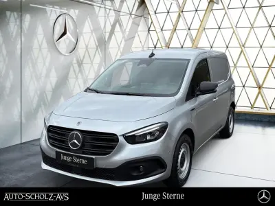 Neu Mercedes eCitan 89 kW (122 PS) 2025 Helvinsilber metallic Van / Kleinbus