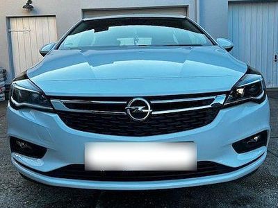 Gebraucht Opel Astra Edition 105 PS (77 kW) 2019 Weiß Limousine