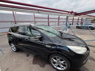 Usata Ford Kuga 140 CV (102 kW) 2014 Nero SUV