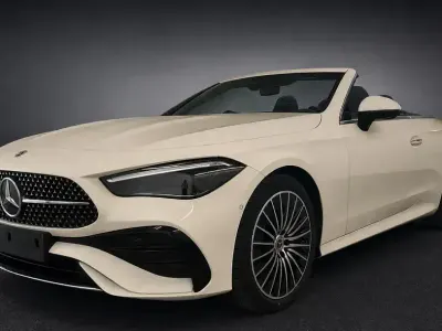 Gebraucht Mercedes 180 Advanced Plus 170 PS (125 kW) 2025 Polarweiß Limousine