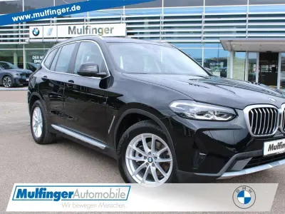 Gebraucht BMW X3 Sport Line 184 PS (135 kW) 2023 Schwarz 2 SUV