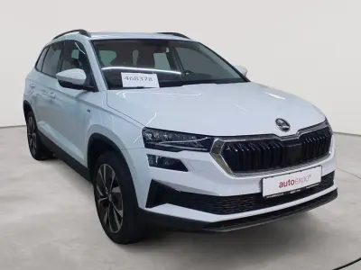 Begagnad Skoda Karoq Tour 150 HK (110 kW) 2023 Vit SUV