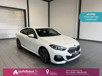 Gebraucht BMW 220 M Sport 190 PS (139 kW) 2023 Weiß Coupé